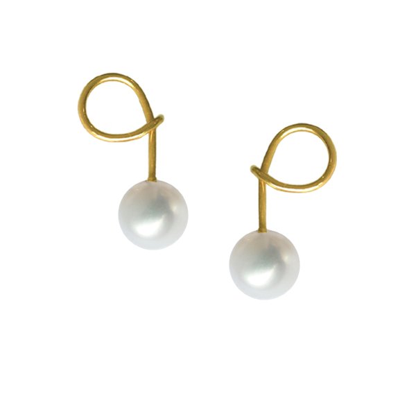 Serpent White Pearl Earrings in Yellow Gold