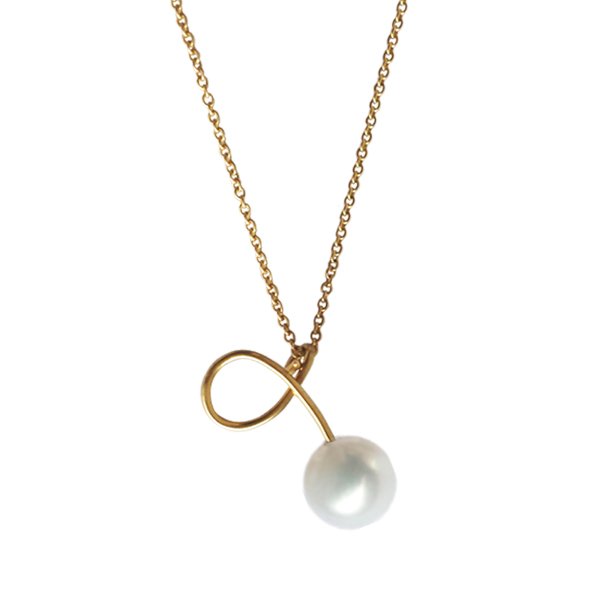 Serpent White Pearl Pendant in Yellow Gold